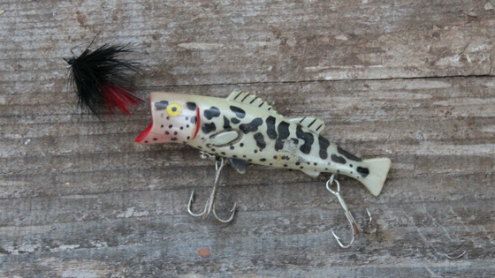 Vintage lure — identification pending